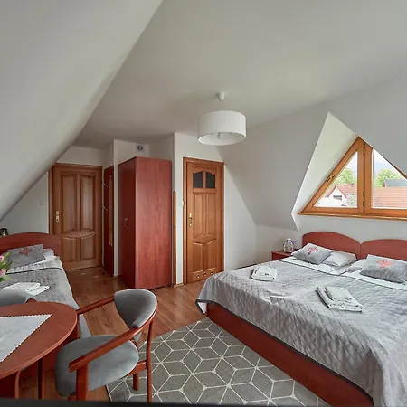 Za Cieszynianka Bed & Breakfast 3*